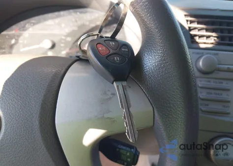 2011 Toyota Camry Le z USA, uszkodzony, nr VIN 4T1BF3EK5BU597558